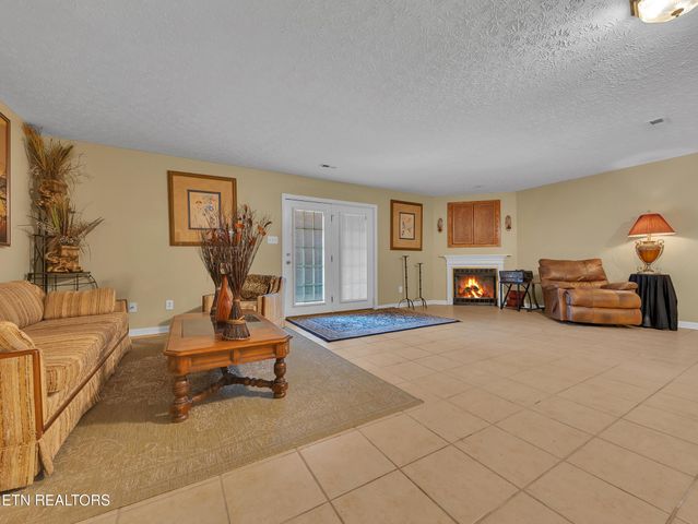 708 Chambers Way, Knoxville, TN 37920