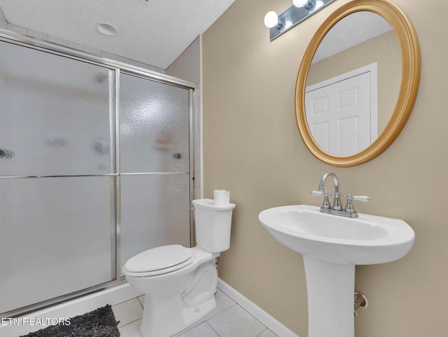 708 Chambers Way, Knoxville, TN 37920