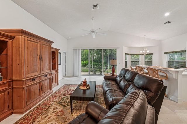 7184 SE Magellan Lane, Stuart, FL 34997