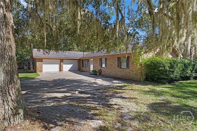 1036 Live Oak Drive, Hinesville, GA 31313