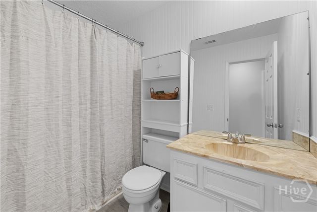 1036 Live Oak Drive, Hinesville, GA 31313