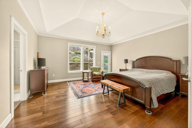 4477 Vista Pointe Drive, Medford, OR 97504