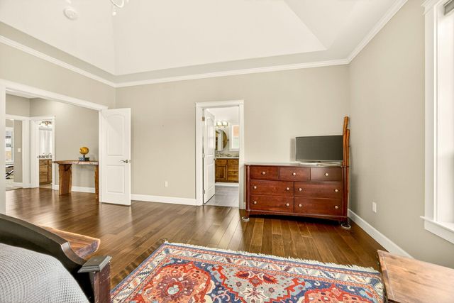 4477 Vista Pointe Drive, Medford, OR 97504