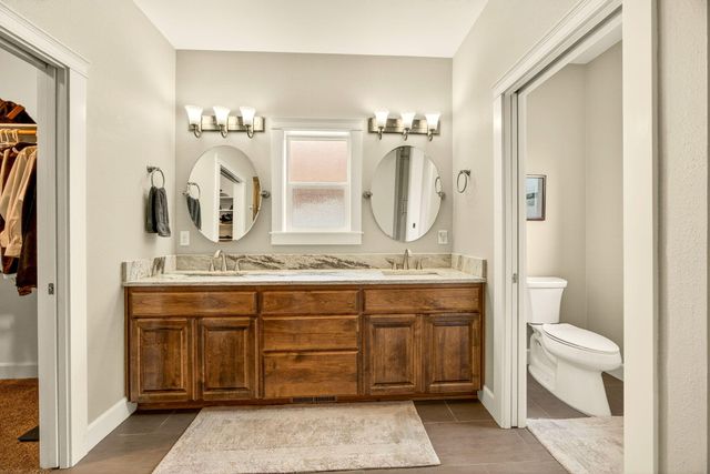 4477 Vista Pointe Drive, Medford, OR 97504