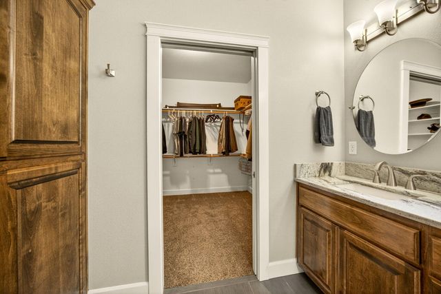 4477 Vista Pointe Drive, Medford, OR 97504