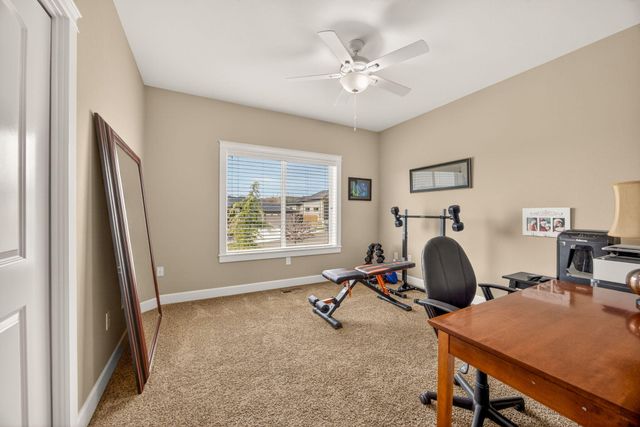 4477 Vista Pointe Drive, Medford, OR 97504