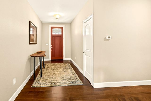 4477 Vista Pointe Drive, Medford, OR 97504