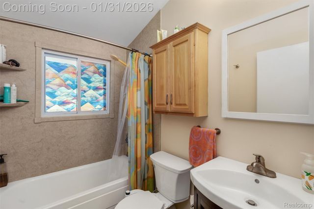 2711 Canterbury Road, Ann Arbor, MI 48104