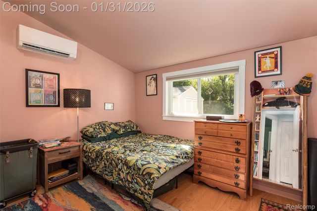 2711 Canterbury Road, Ann Arbor, MI 48104