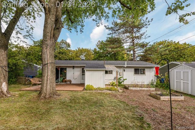 2711 Canterbury Road, Ann Arbor, MI 48104