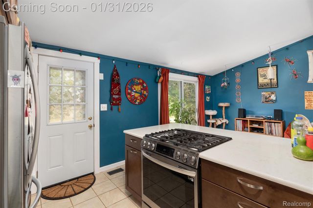 2711 Canterbury Road, Ann Arbor, MI 48104