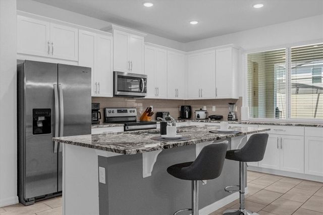 1644 TROPICAL PALMS CIRCLE, Kissimmee, FL 34747