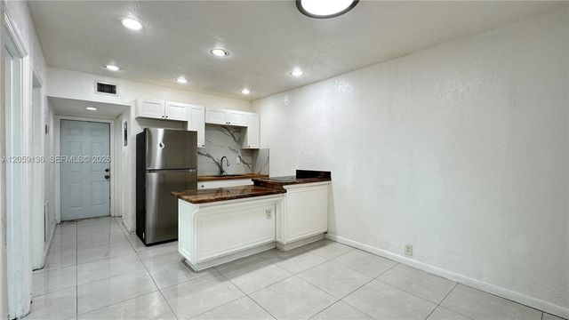 2220 Charleston St 2, Hollywood, FL 33020