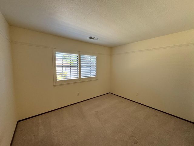 3625 N Veneman Ave, Modesto, CA 95356