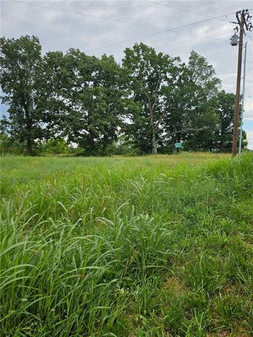 9370 HWY 221, Eureka Springs, AR 72632