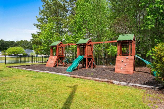 100 Rocko Dr., Myrtle Beach, SC 29579