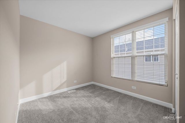 1636 Linden Park Lane 1636, Aurora, IL 60504