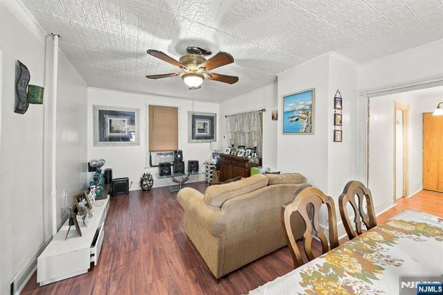 280 Lincoln Street, East Orange, NJ 07017