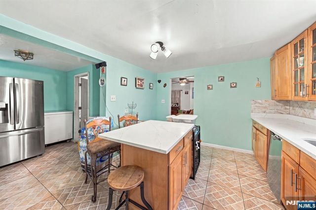280 Lincoln Street, East Orange, NJ 07017