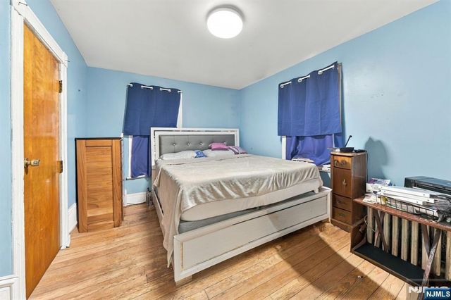 280 Lincoln Street, East Orange, NJ 07017