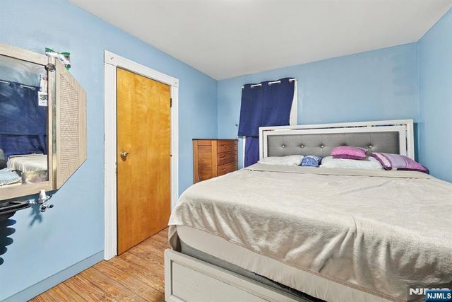 280 Lincoln Street, East Orange, NJ 07017