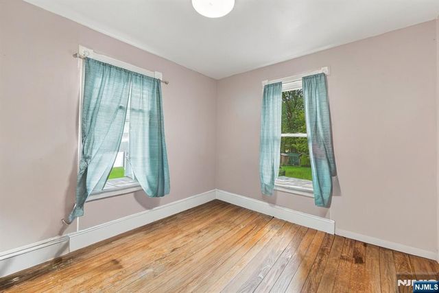 280 Lincoln Street, East Orange, NJ 07017