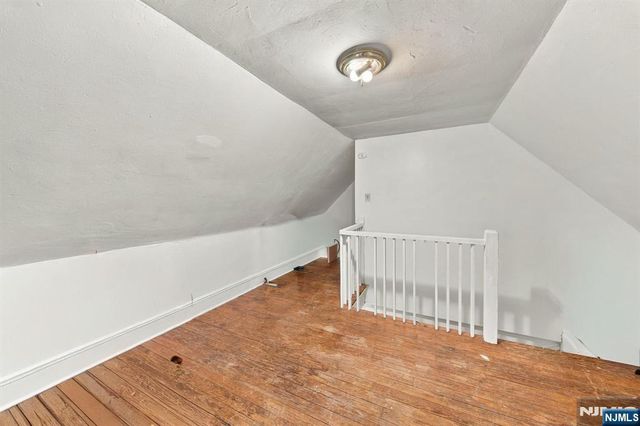 280 Lincoln Street, East Orange, NJ 07017