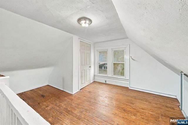 280 Lincoln Street, East Orange, NJ 07017