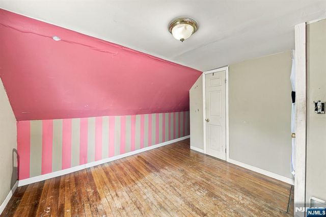 280 Lincoln Street, East Orange, NJ 07017