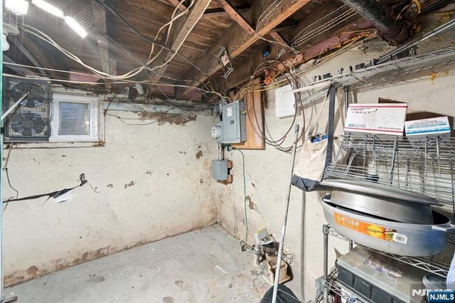 280 Lincoln Street, East Orange, NJ 07017