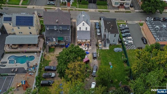 280 Lincoln Street, East Orange, NJ 07017