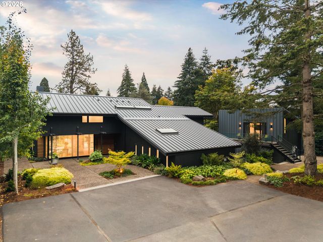 942 S PALATINE HILL Rd, Portland, OR 97219