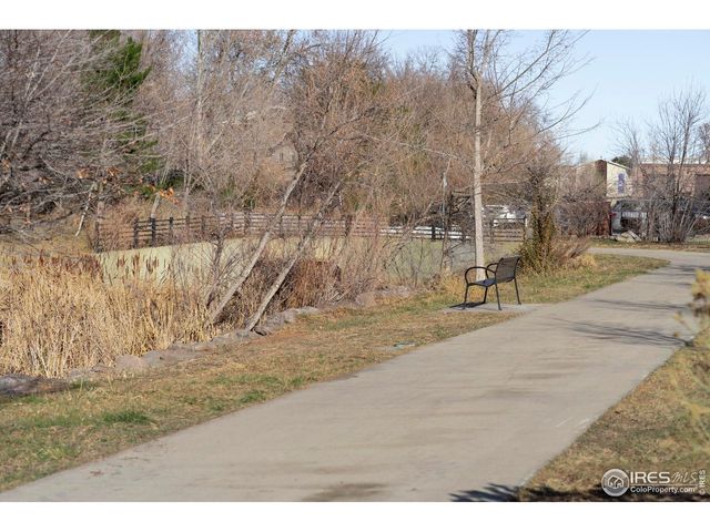 2707 Valmont Rd 205D, Boulder, CO 80304