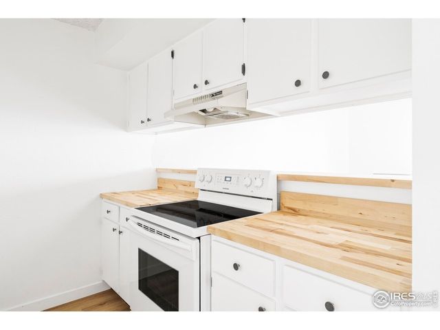 2707 Valmont Rd 205D, Boulder, CO 80304