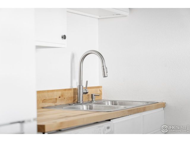 2707 Valmont Rd 205D, Boulder, CO 80304