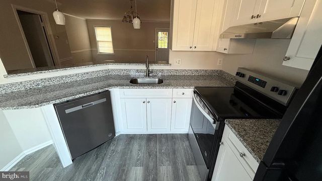 18715 MARTINS LANDING DR, Germantown, MD 20874