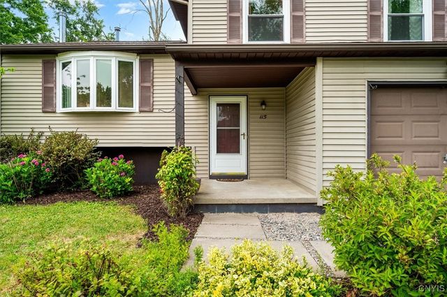 115 Tallowood Court, Clay, NY 13212