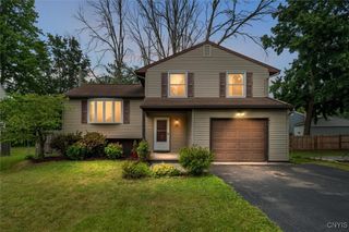 115 Tallowood Court, Clay, NY 13212