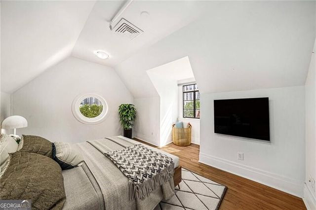 81 Peachtree Place NE PH12, Atlanta, GA 30309