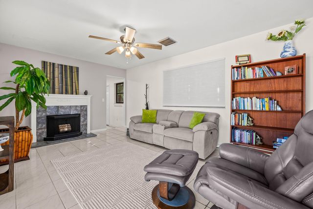 164 Bryn Mawr Drive, Lake Worth Beach, FL 33460