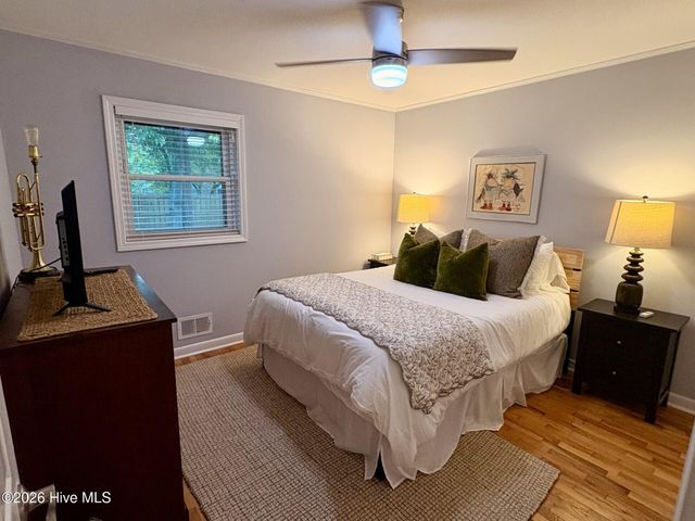 5619 Saint Nicholas Road, Wilmington, NC 28405