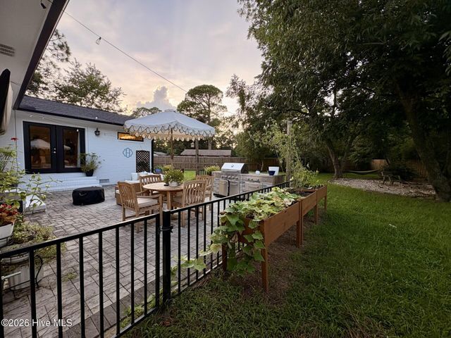 5619 Saint Nicholas Road, Wilmington, NC 28405