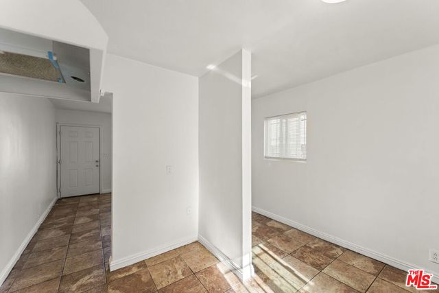 1030 E 21st Street, Long Beach, CA 90806