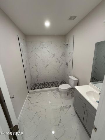 2913 E 5th Court A, Panama City, FL 32401