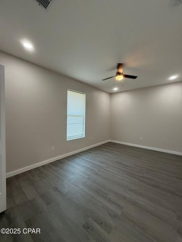 2913 E 5th Court A, Panama City, FL 32401