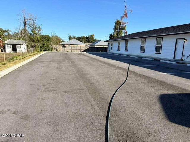 2913 E 5th Court A, Panama City, FL 32401