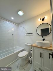 25 CLUB LN, Reading, PA 19607