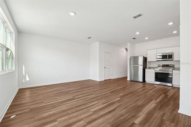 14876 LUCCA WAY, Dade City, FL 33523
