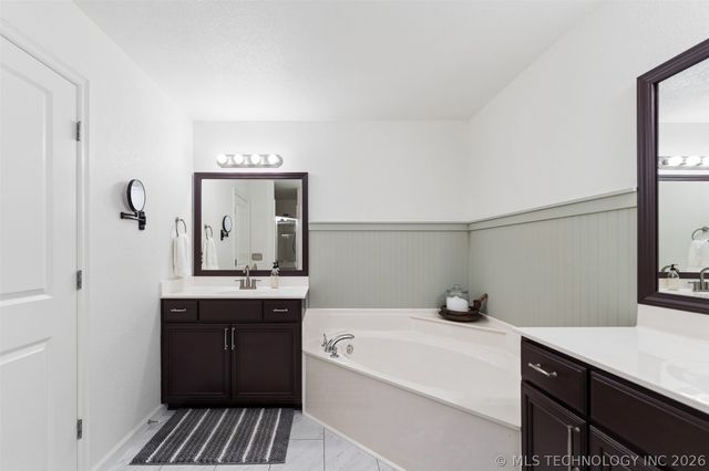13925 S 91st East Avenue, Bixby, OK 74008