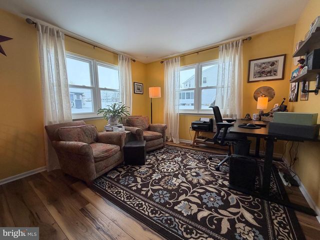 136 WOODVIEW DR, Quakertown, PA 18951